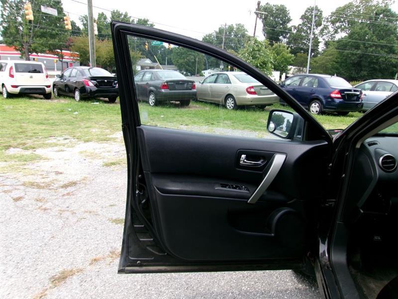 Nissan Rogue  2012
