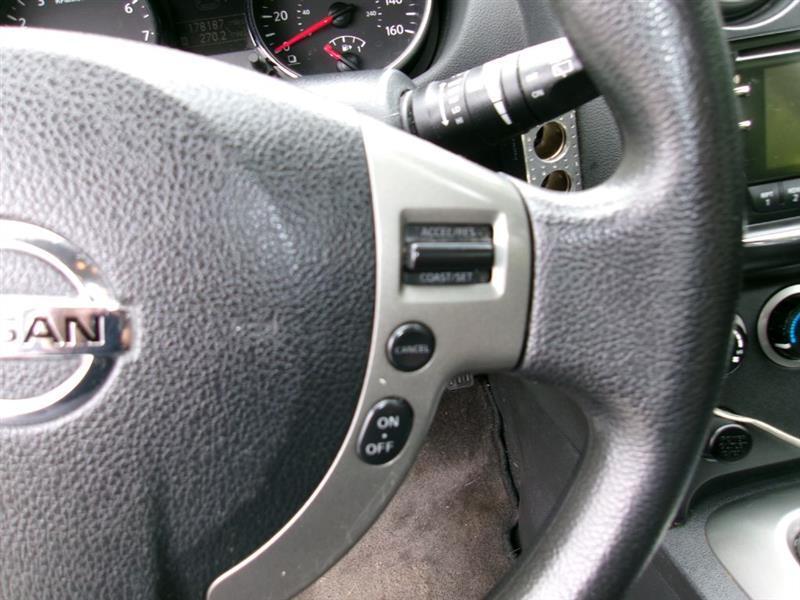 Nissan Rogue  2012