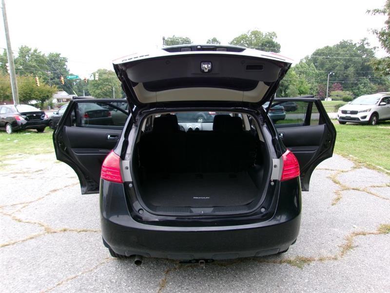 Nissan Rogue  2012