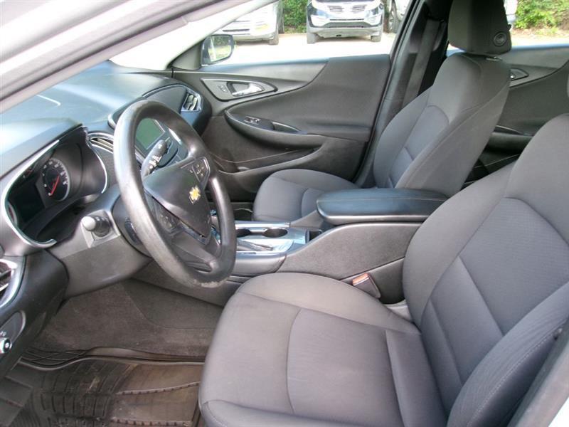 Chevrolet Malibu  2018