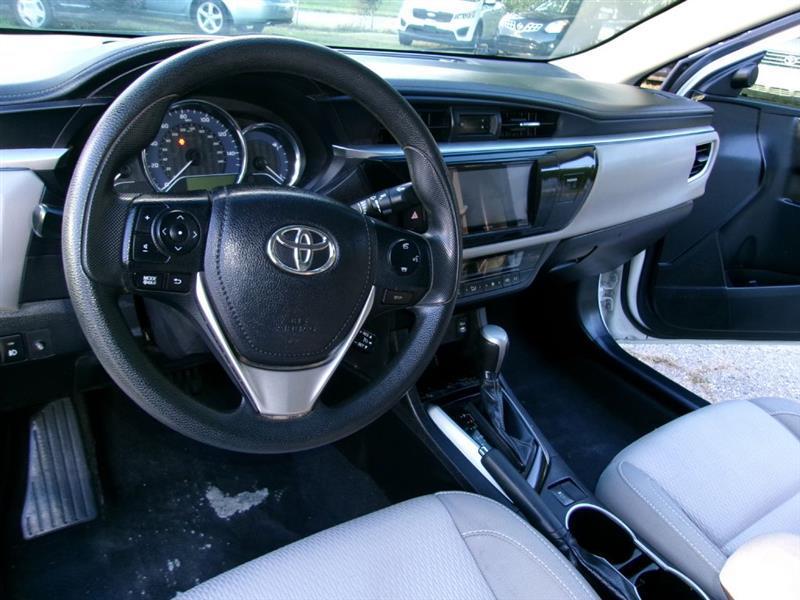 Toyota Corolla  2015