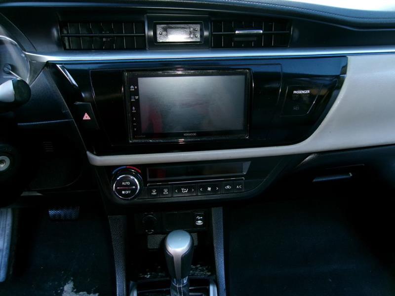 Toyota Corolla  2015
