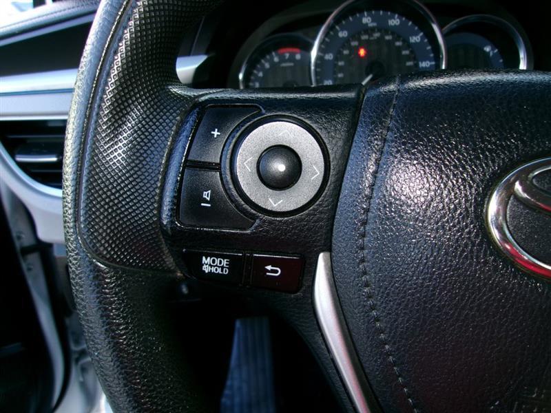 Toyota Corolla  2015
