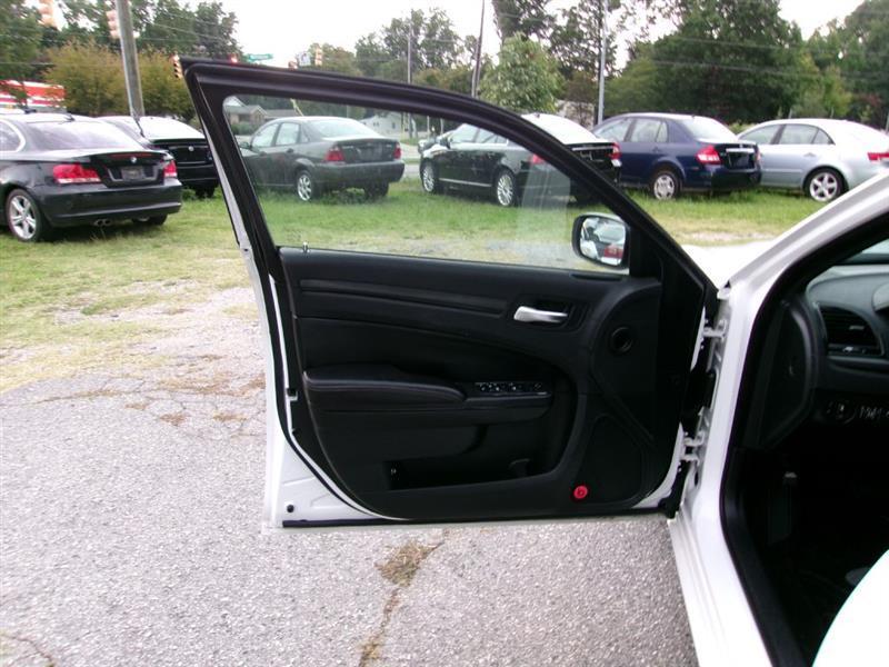 Chrysler 300  2014