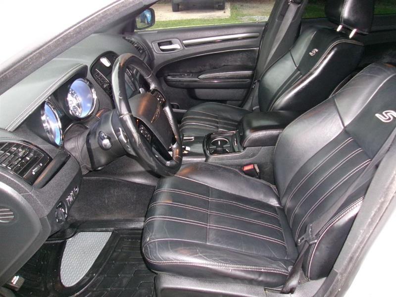 Chrysler 300  2014