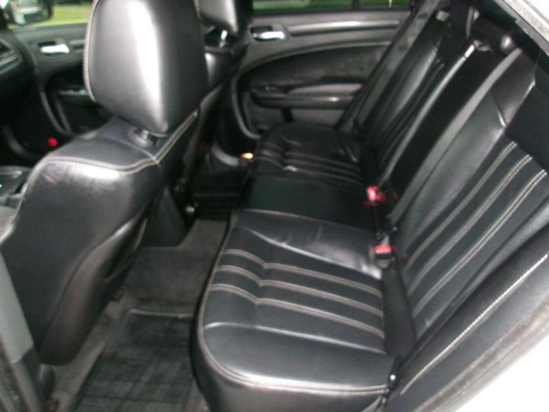 Chrysler 300  2014
