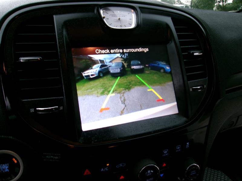 Chrysler 300  2014