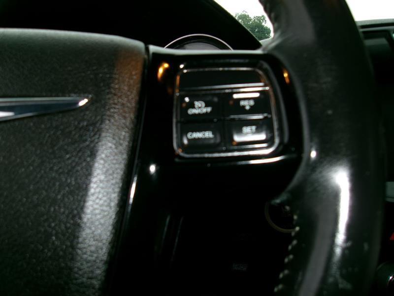 Chrysler 300  2014