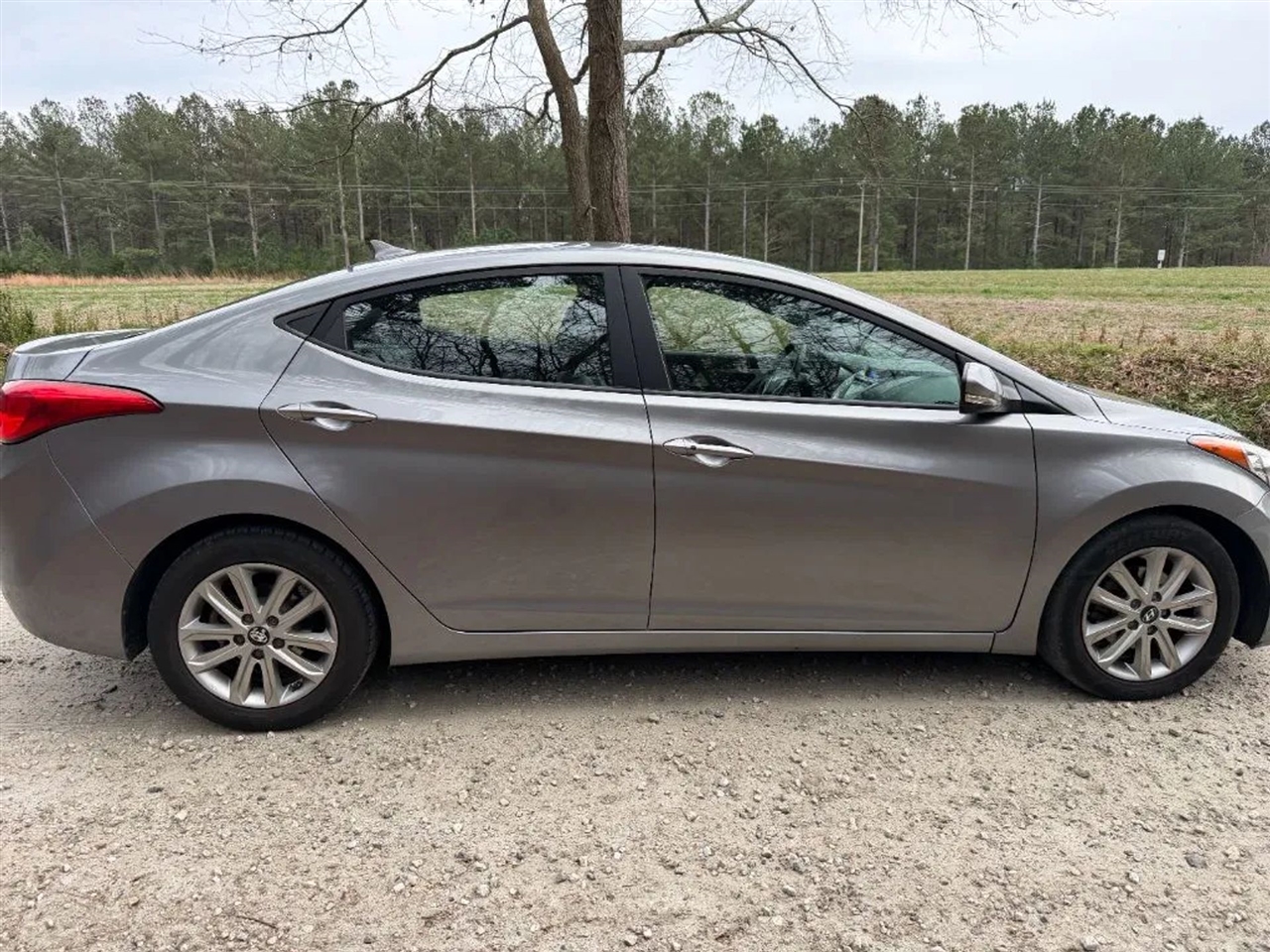 Hyundai Elantra Limited 2012