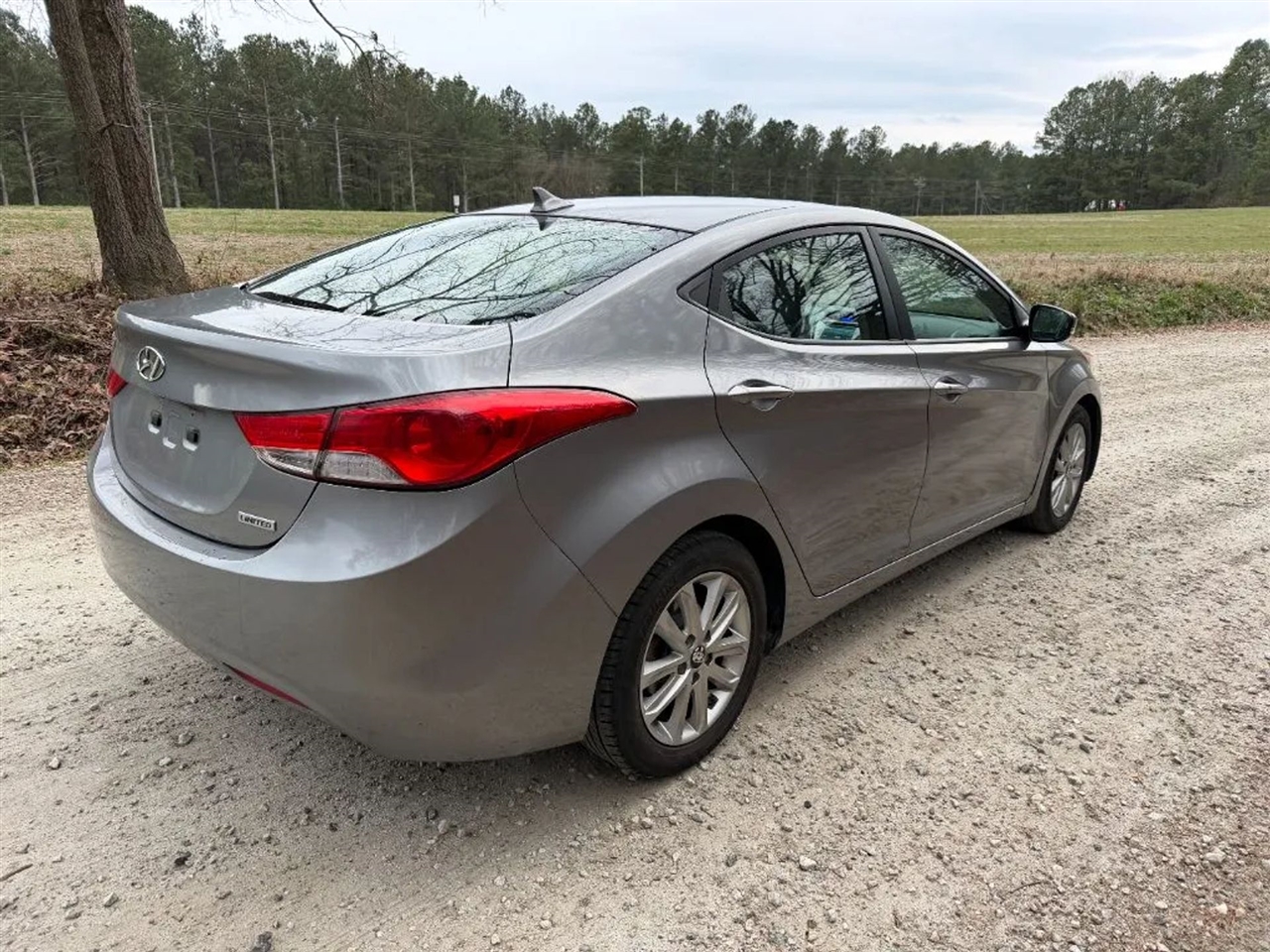 Hyundai Elantra Limited 2012
