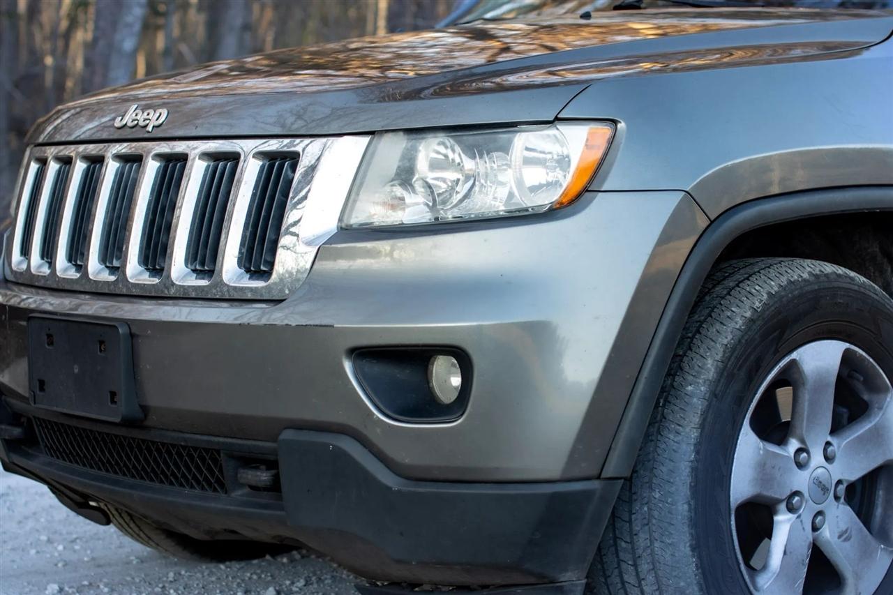 Jeep Grand Cherokee Laredo 4WD 2012