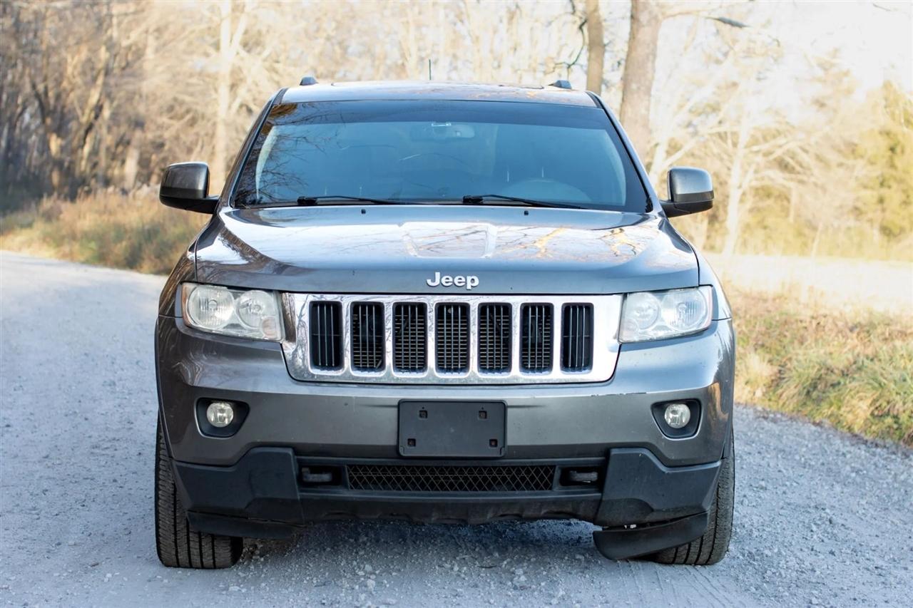 Jeep Grand Cherokee Laredo 4WD 2012