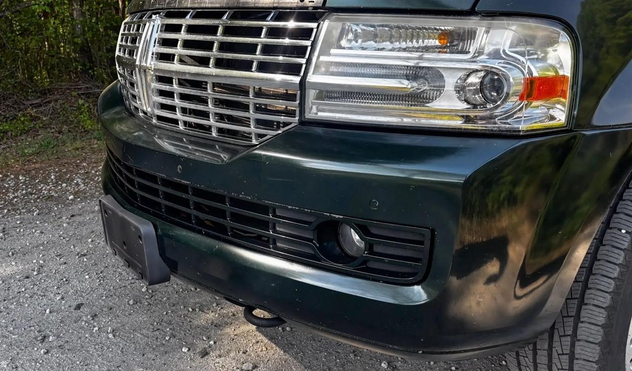Lincoln Navigator L 2WD 2012