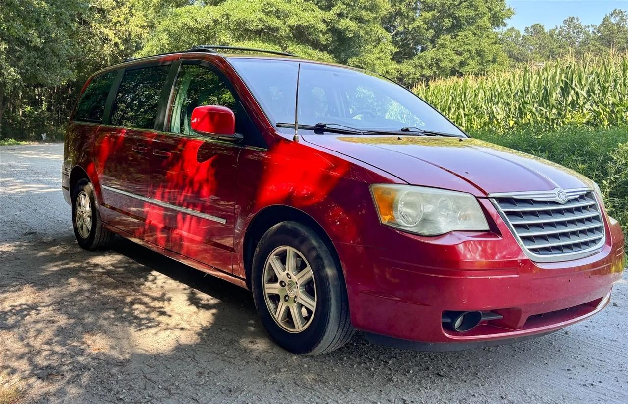 Chrysler Town & Country Touring 2010