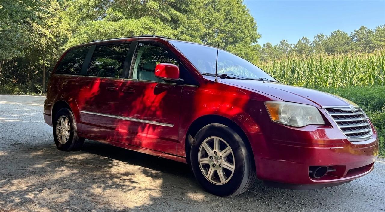 Chrysler Town & Country Touring 2010