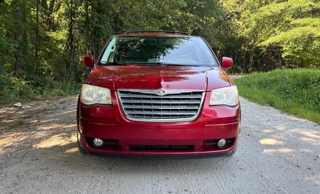 Chrysler Town & Country Touring 2010