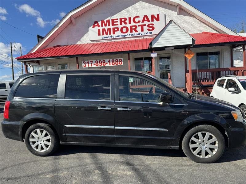 2015 Chrysler Town & Country TOURING