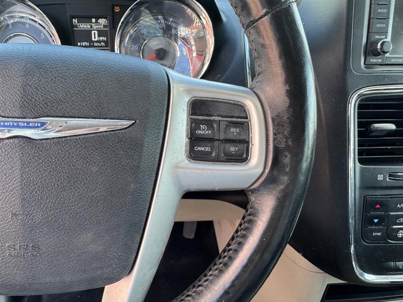 Chrysler Town & Country  2015