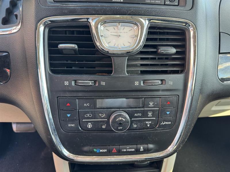 Chrysler Town & Country  2015
