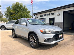 2017 Mitsubishi Outlander Sport  2017 Mitsubishi Outlander Sport