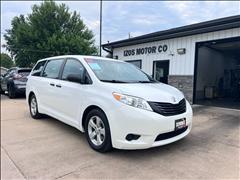 2015 Toyota Sienna 