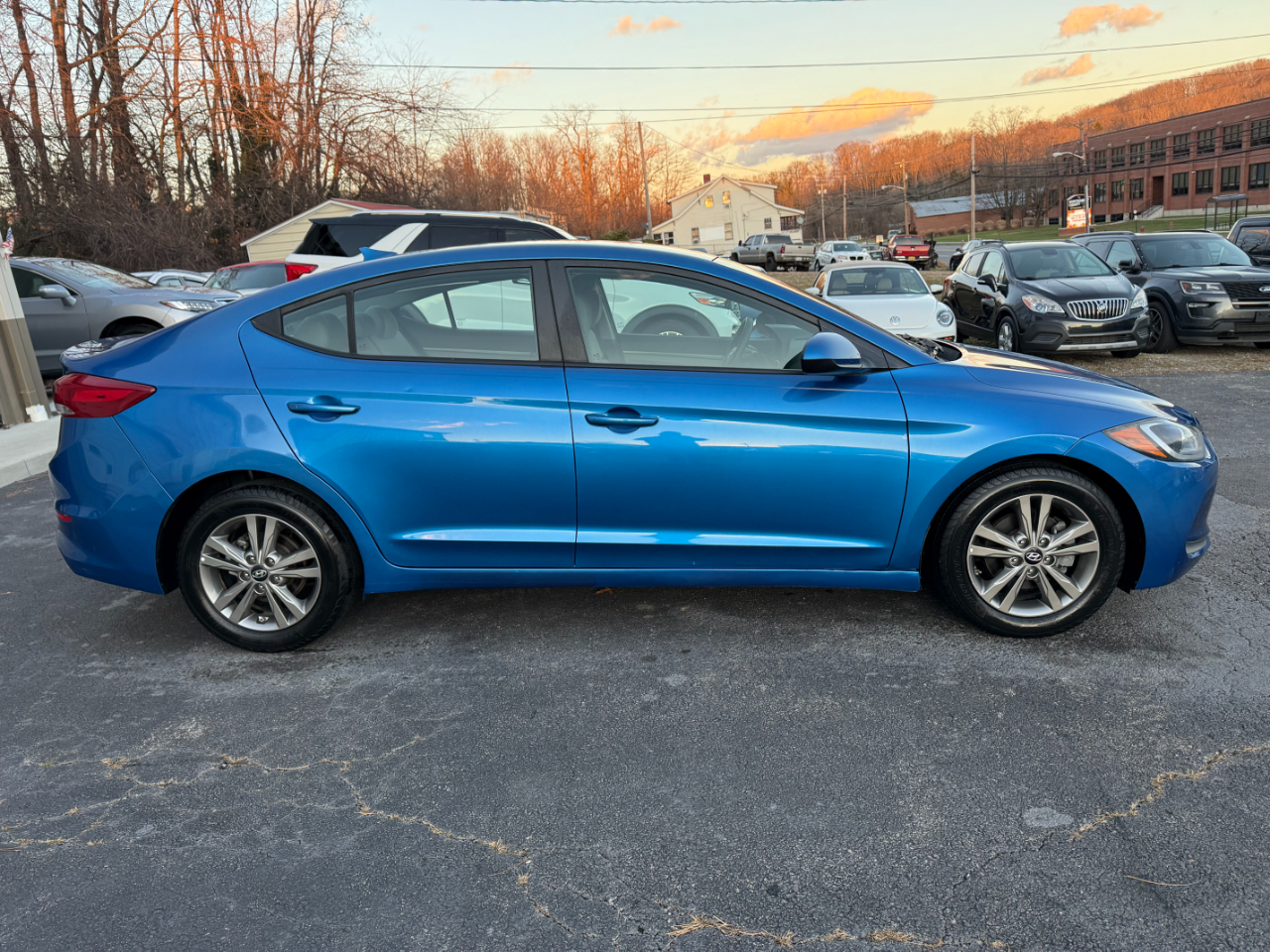 Hyundai Elantra SEL 2018