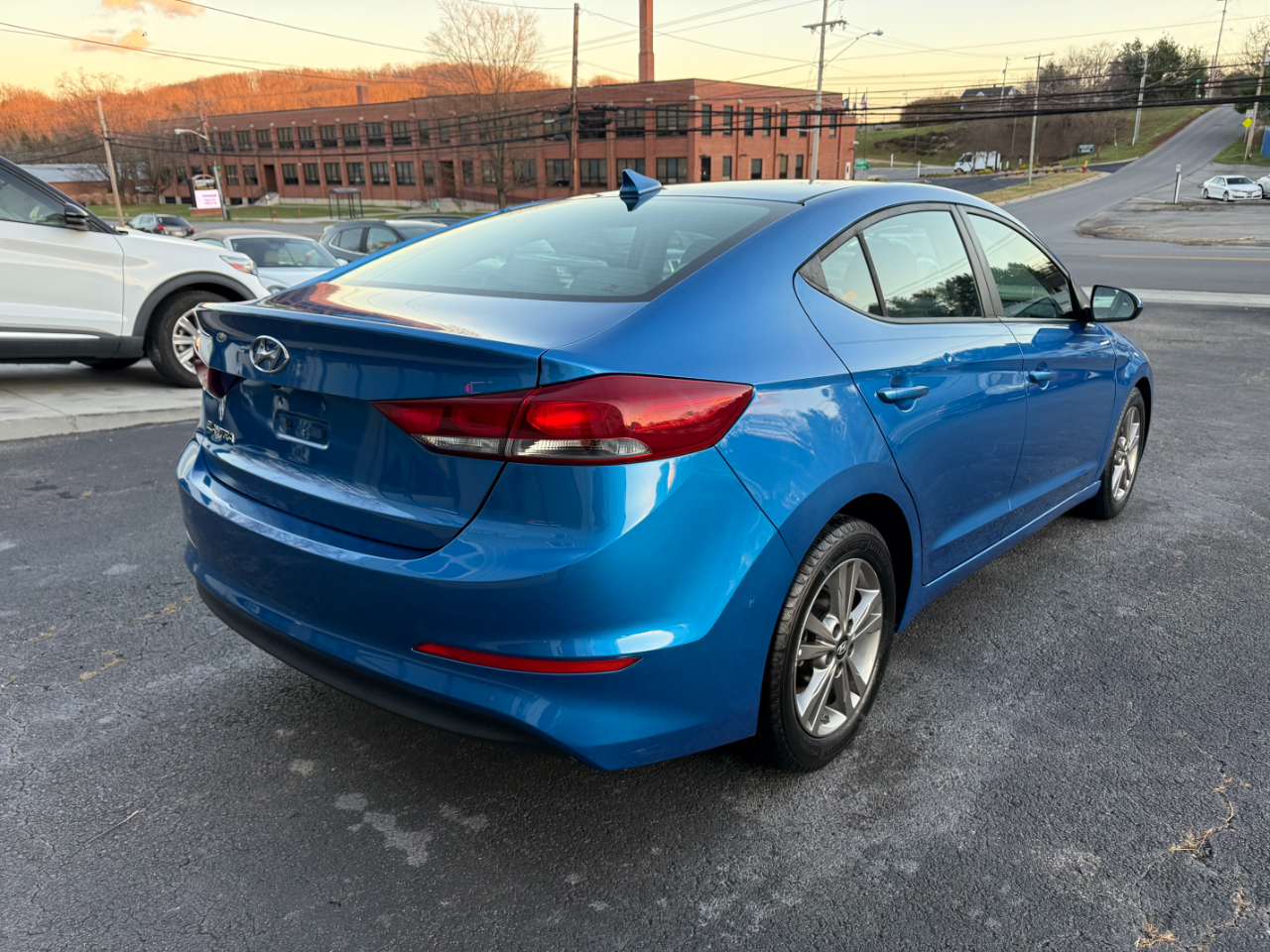 Hyundai Elantra SEL 2018
