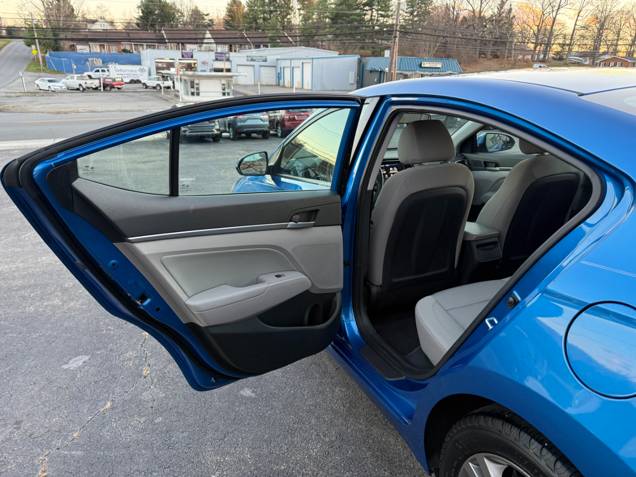 Hyundai Elantra SEL 2018