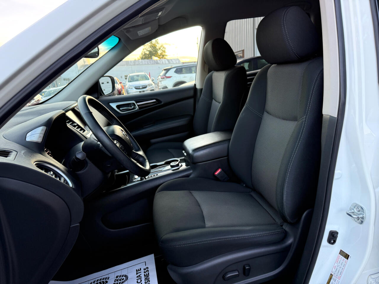 Nissan Pathfinder SV 2018 Nissan Pathfinder SV 2018