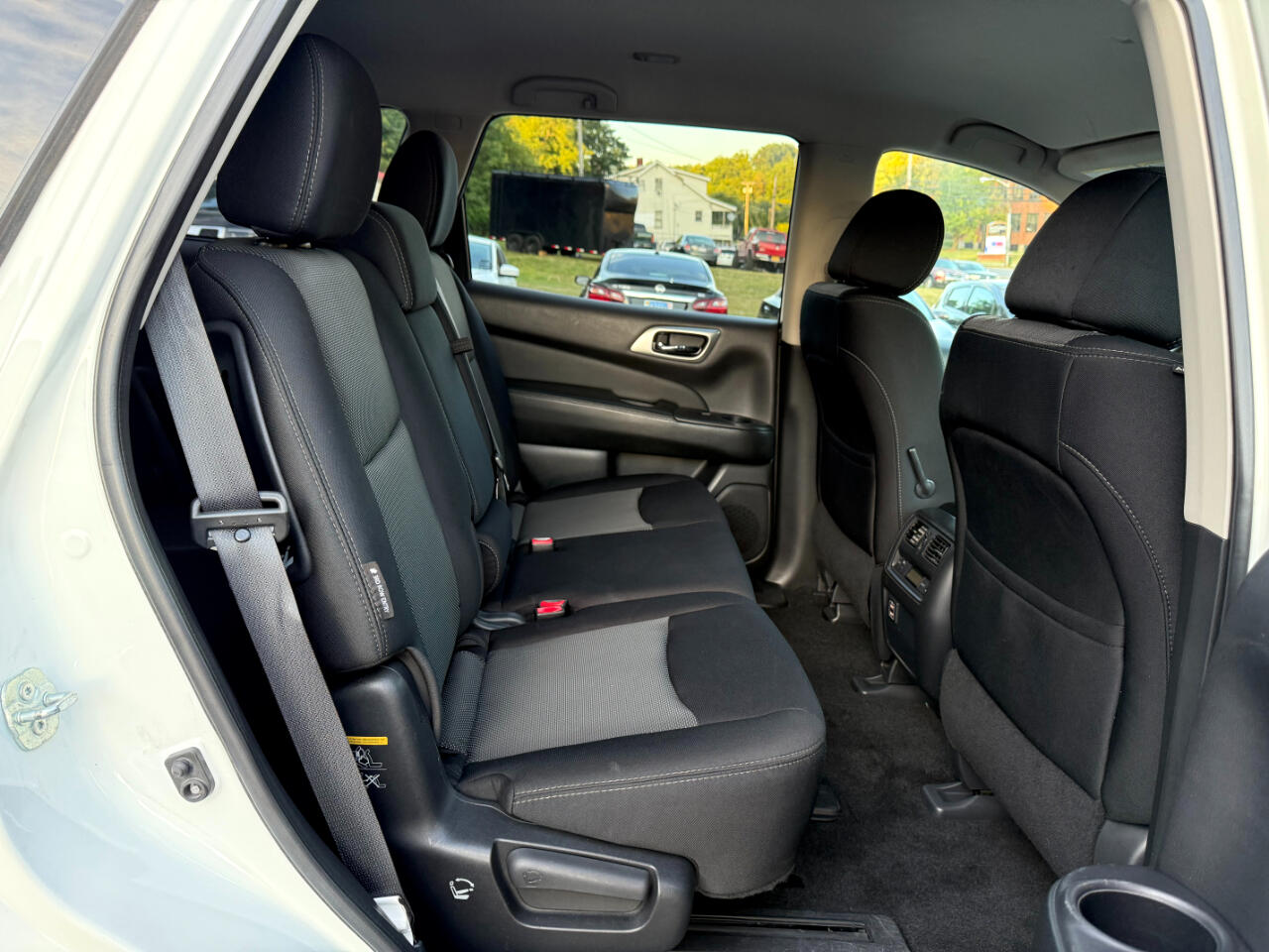 Nissan Pathfinder SV 2018 Nissan Pathfinder SV 2018