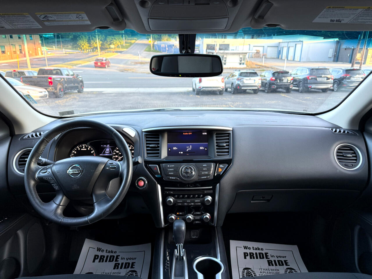 Nissan Pathfinder SV 2018 Nissan Pathfinder SV 2018