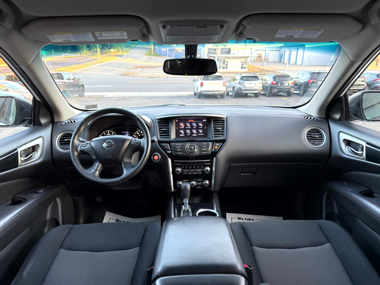 Nissan Pathfinder SV 2018 Nissan Pathfinder SV 2018