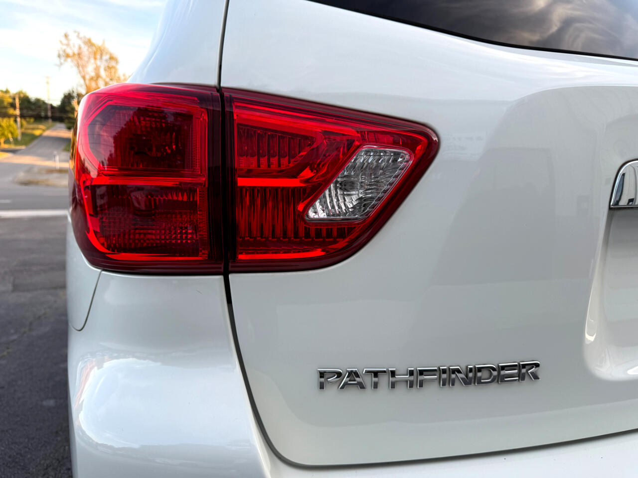 Nissan Pathfinder SV 2018 Nissan Pathfinder SV 2018