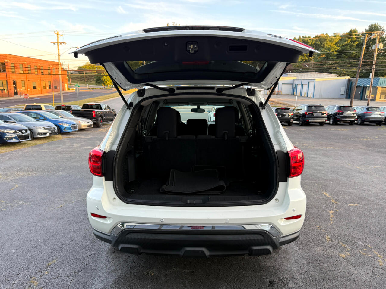 Nissan Pathfinder SV 2018 Nissan Pathfinder SV 2018