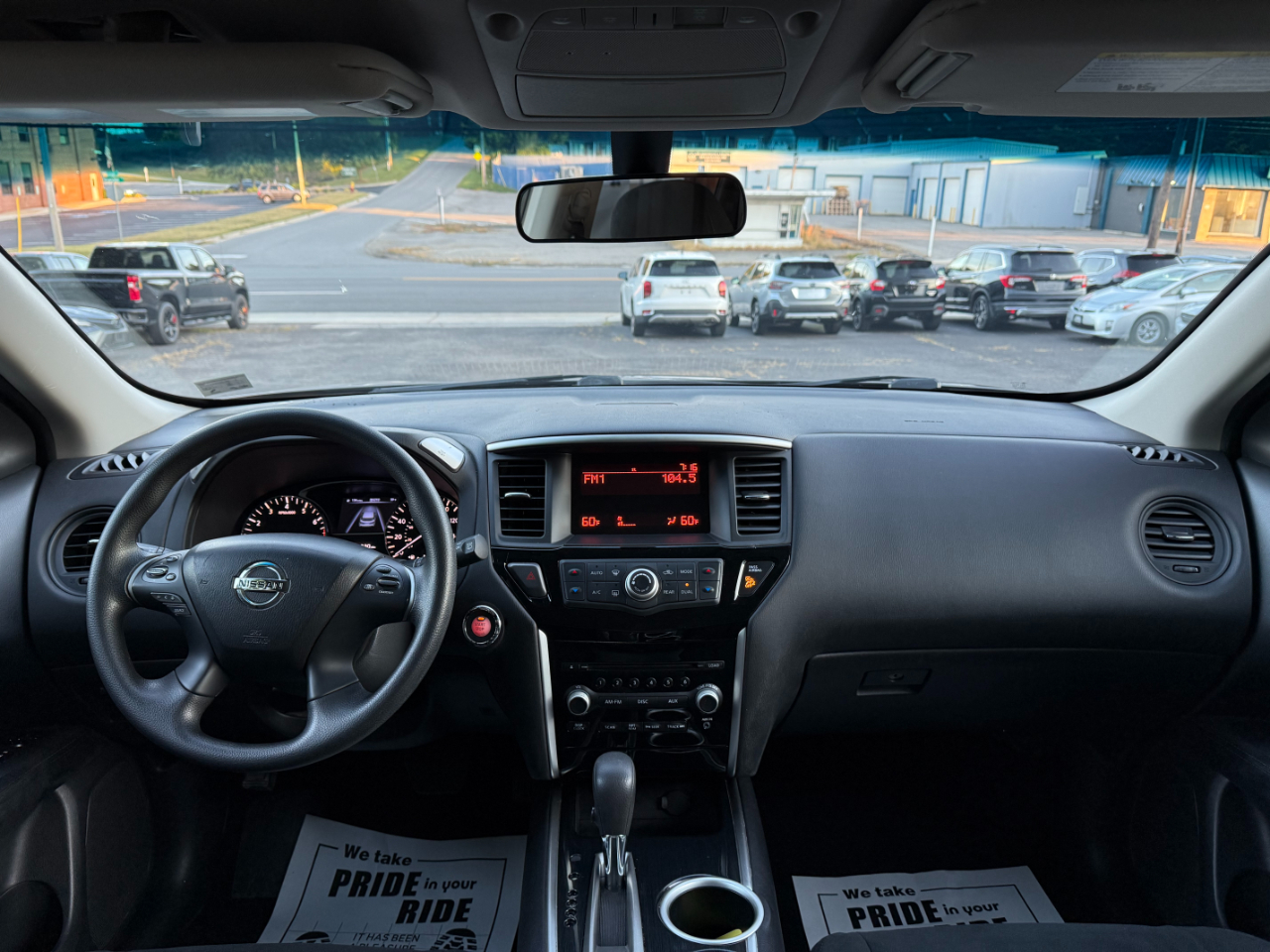 Nissan Pathfinder S 4WD 2014 Nissan Pathfinder S 4WD 2014