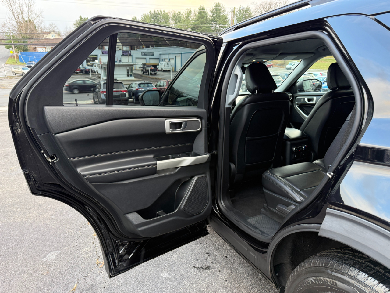 Ford Explorer XLT AWD 2020