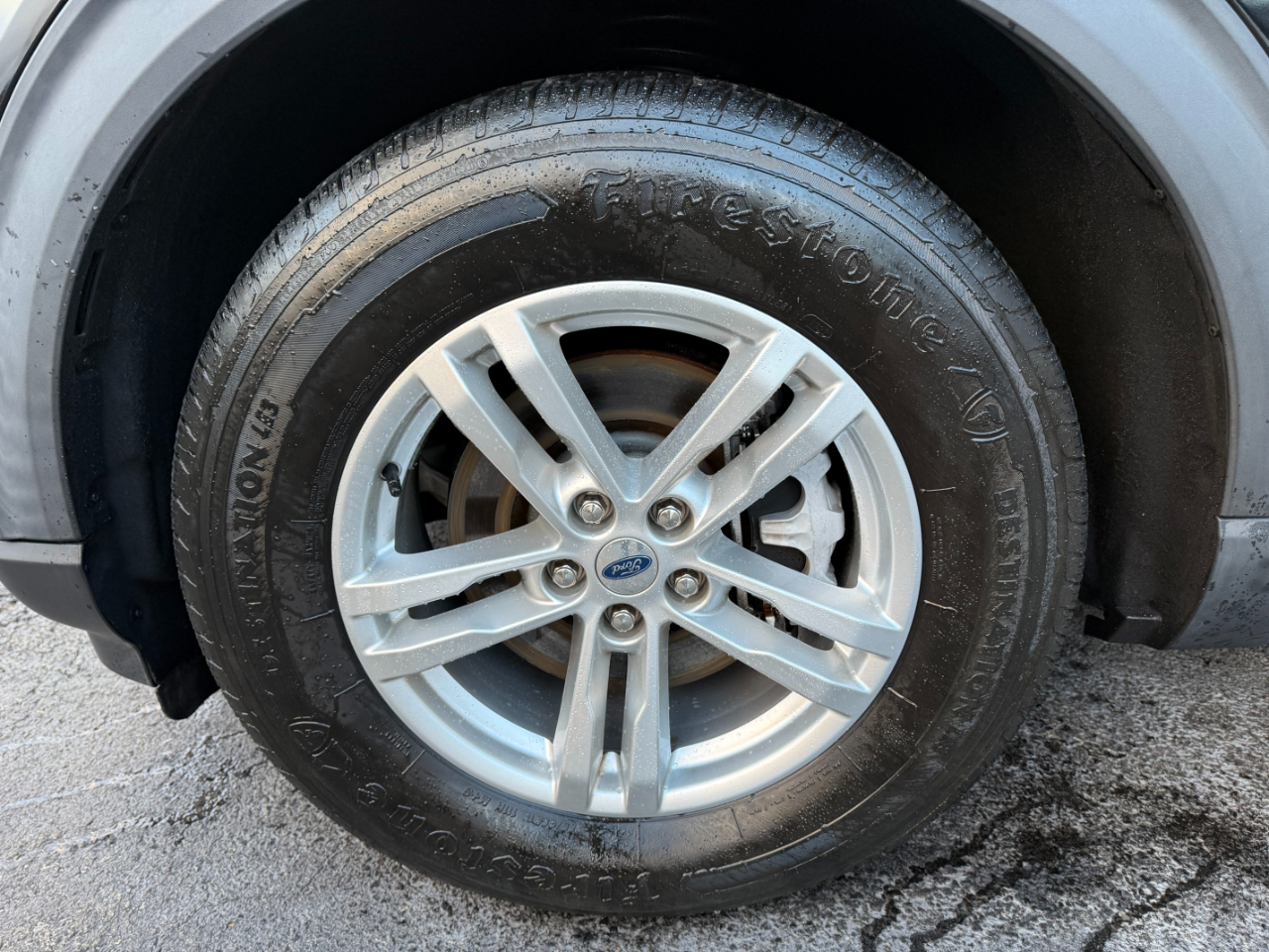 Ford Explorer XLT AWD 2020