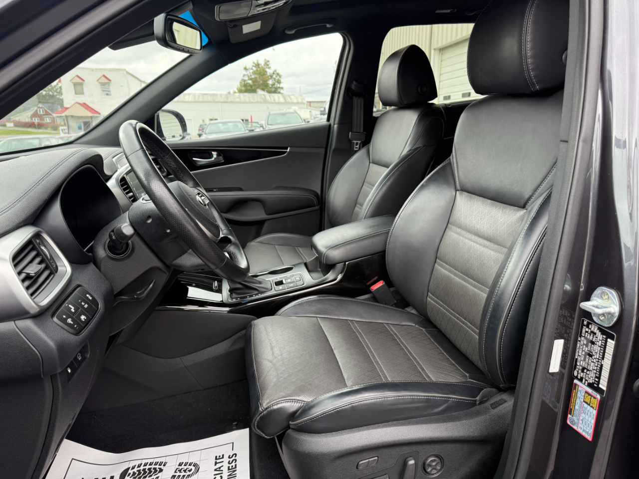 Kia Sorento SX Limited V6 AWD 2019 Kia Sorento SX Limited V6 AWD 2019