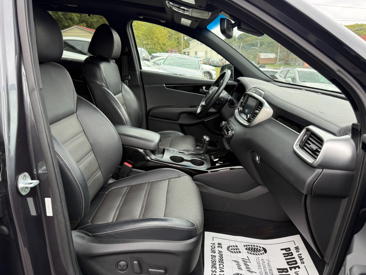 Kia Sorento SX Limited V6 AWD 2019 Kia Sorento SX Limited V6 AWD 2019