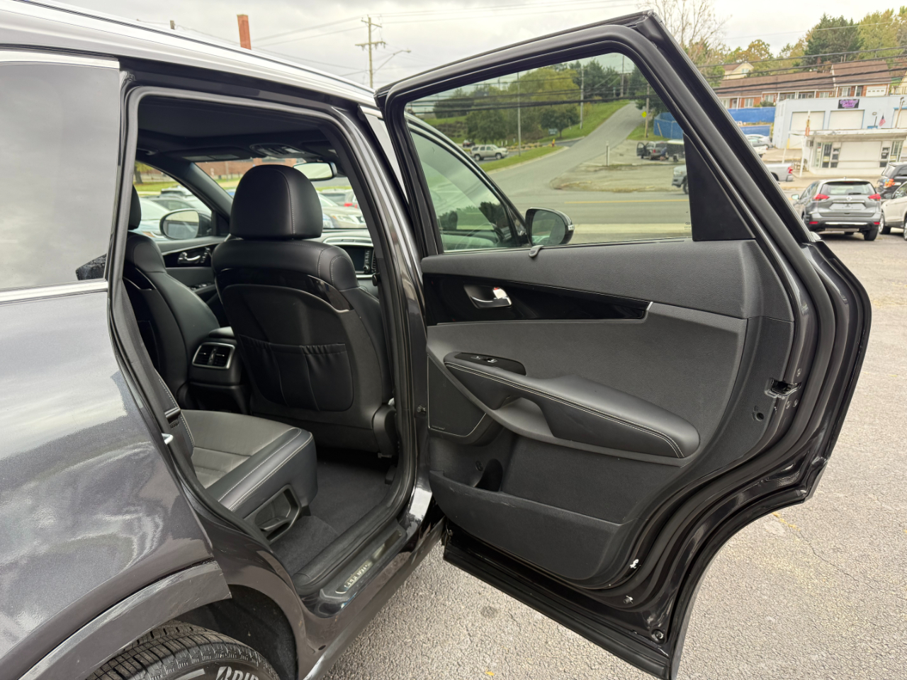 Kia Sorento SX Limited V6 AWD 2019 Kia Sorento SX Limited V6 AWD 2019
