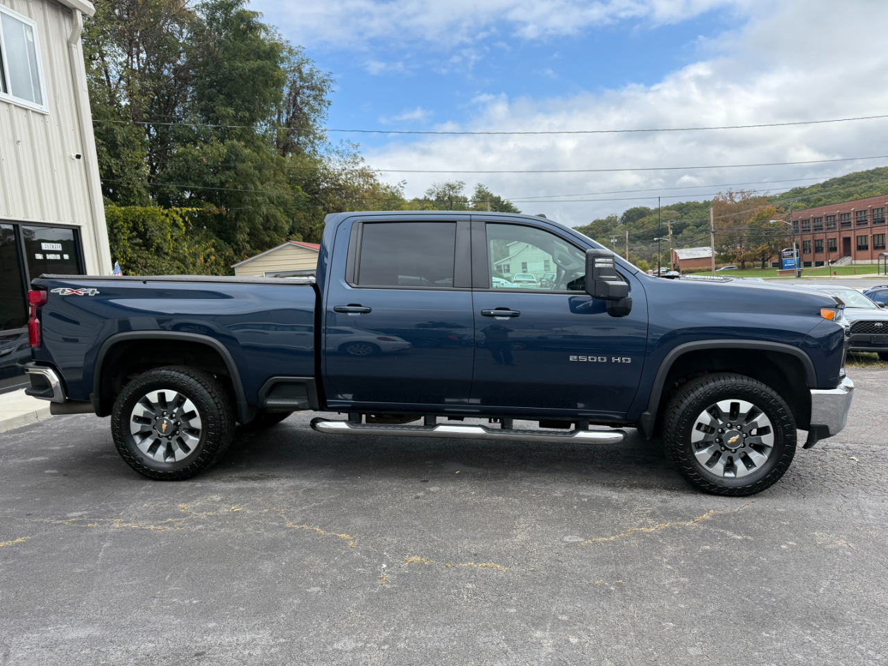 Chevrolet Silverado 2500HD LT Crew Cab Short Box 4WD 2022 Chevrolet Silverado 2500HD LT Crew Cab Short Box 4WD 2022