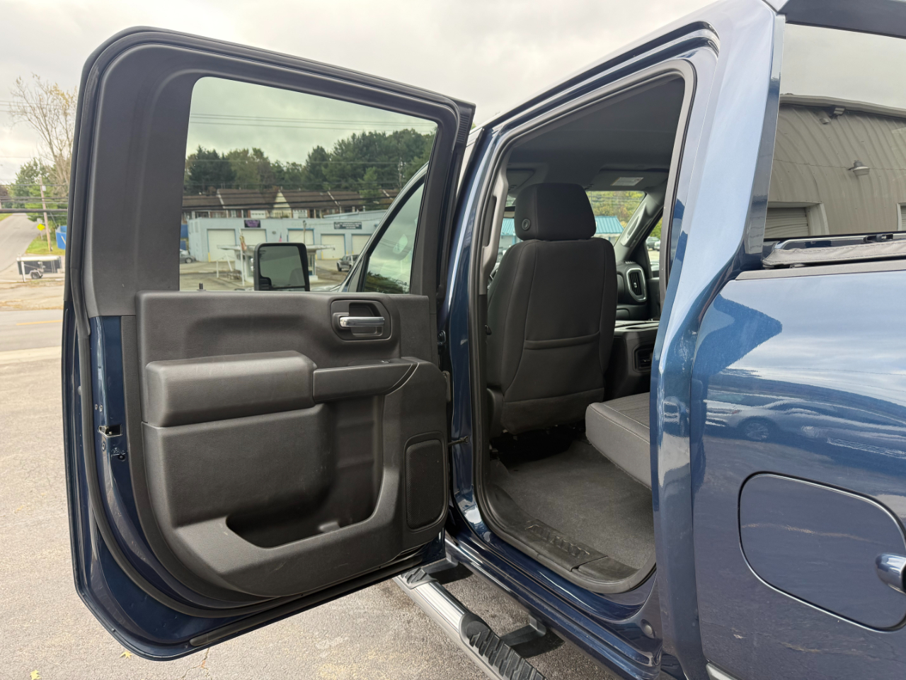Chevrolet Silverado 2500HD LT Crew Cab Short Box 4WD 2022 Chevrolet Silverado 2500HD LT Crew Cab Short Box 4WD 2022