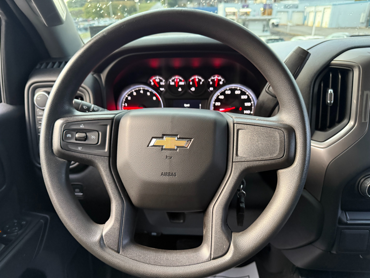 Chevrolet Silverado 1500 Custom Crew Cab Short Box 4WD 2020 Chevrolet Silverado 1500 Custom Crew Cab Short Box 4WD 2020