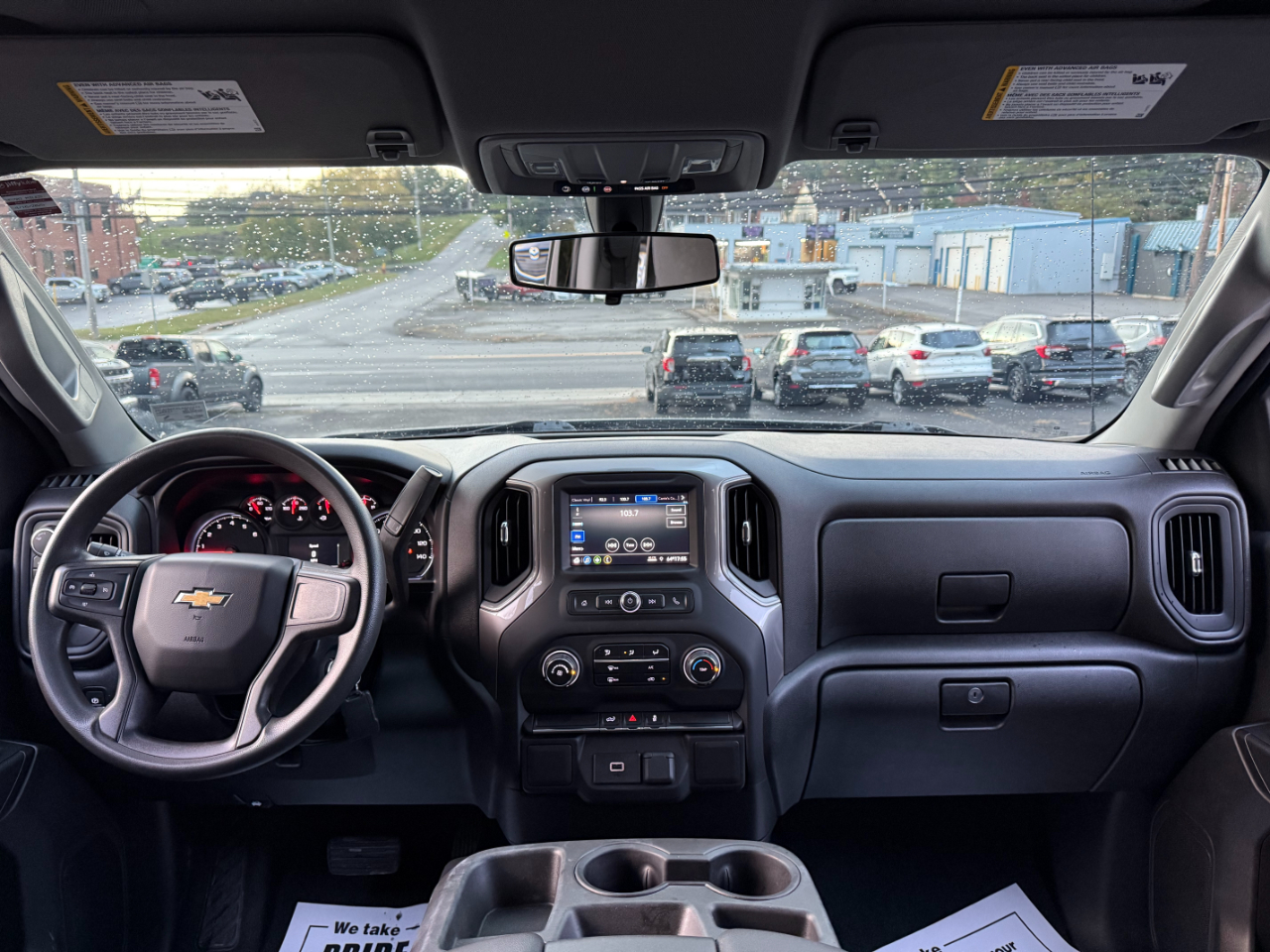Chevrolet Silverado 1500 Custom Crew Cab Short Box 4WD 2020 Chevrolet Silverado 1500 Custom Crew Cab Short Box 4WD 2020