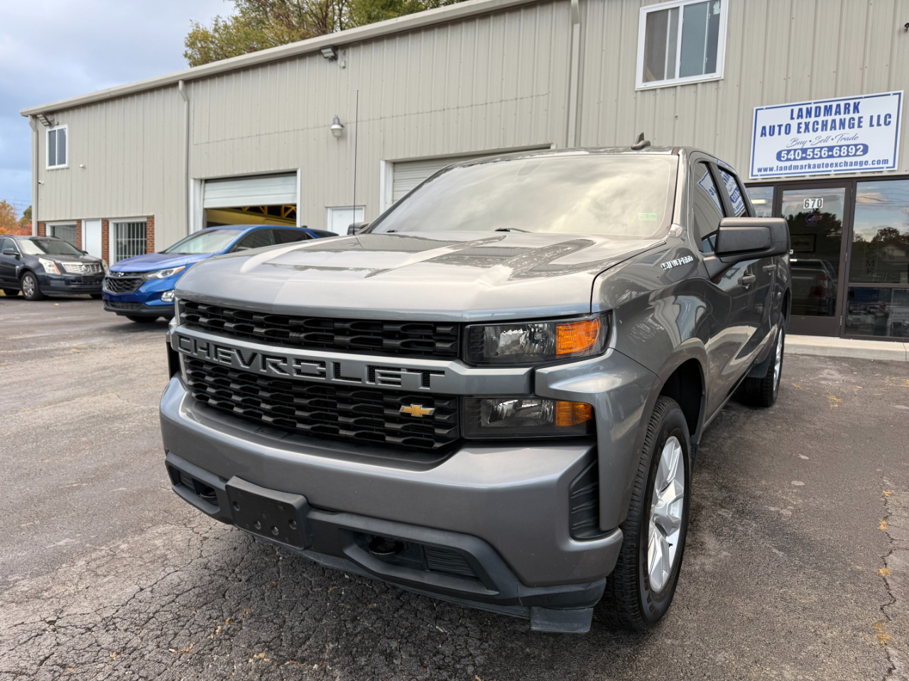 2020 Chevrolet Silverado 1500 Custom Crew Cab Short Box 4WD