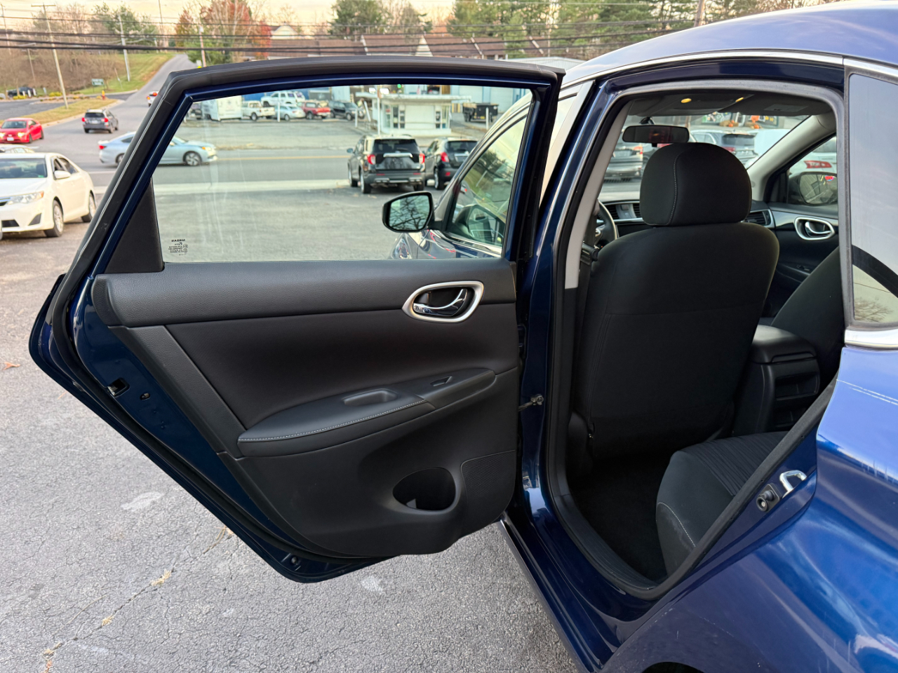 Nissan Sentra S 2019