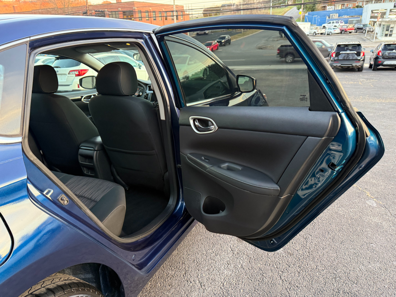 Nissan Sentra S 2019