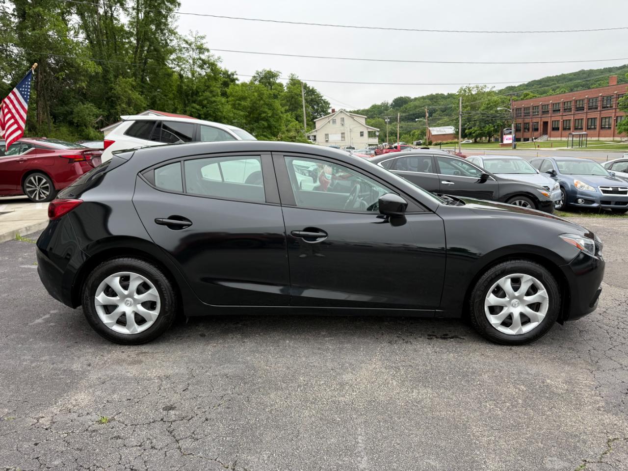 Mazda MAZDA3 i Sport AT 4-Door 2016
