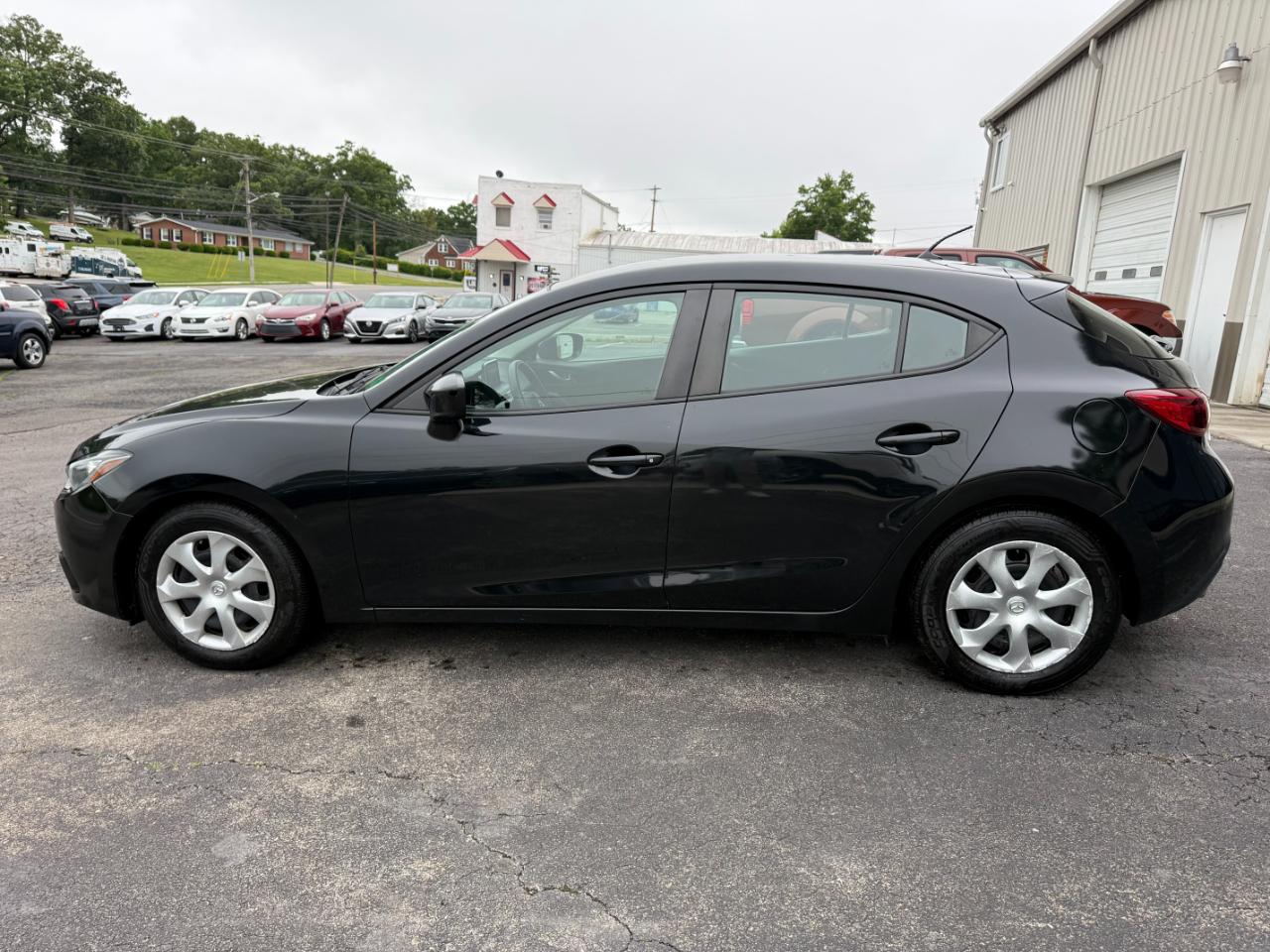Mazda MAZDA3 i Sport AT 4-Door 2016