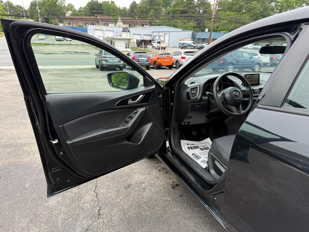 Mazda MAZDA3 i Sport AT 4-Door 2016
